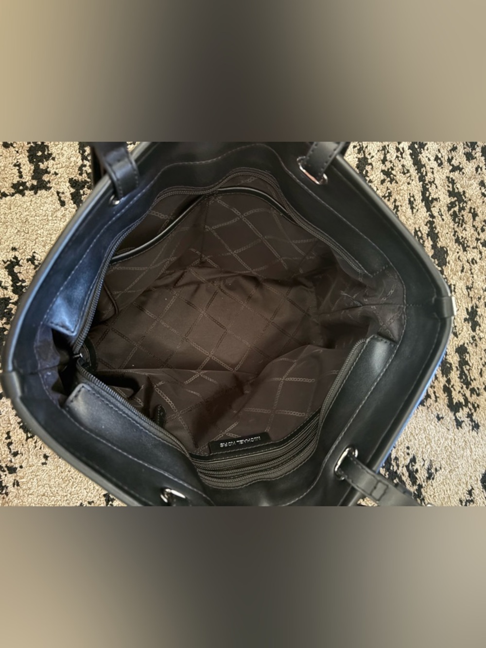 NWOT Michael Kors Signature Black Logo-Print Bag - Picture 3 of 8